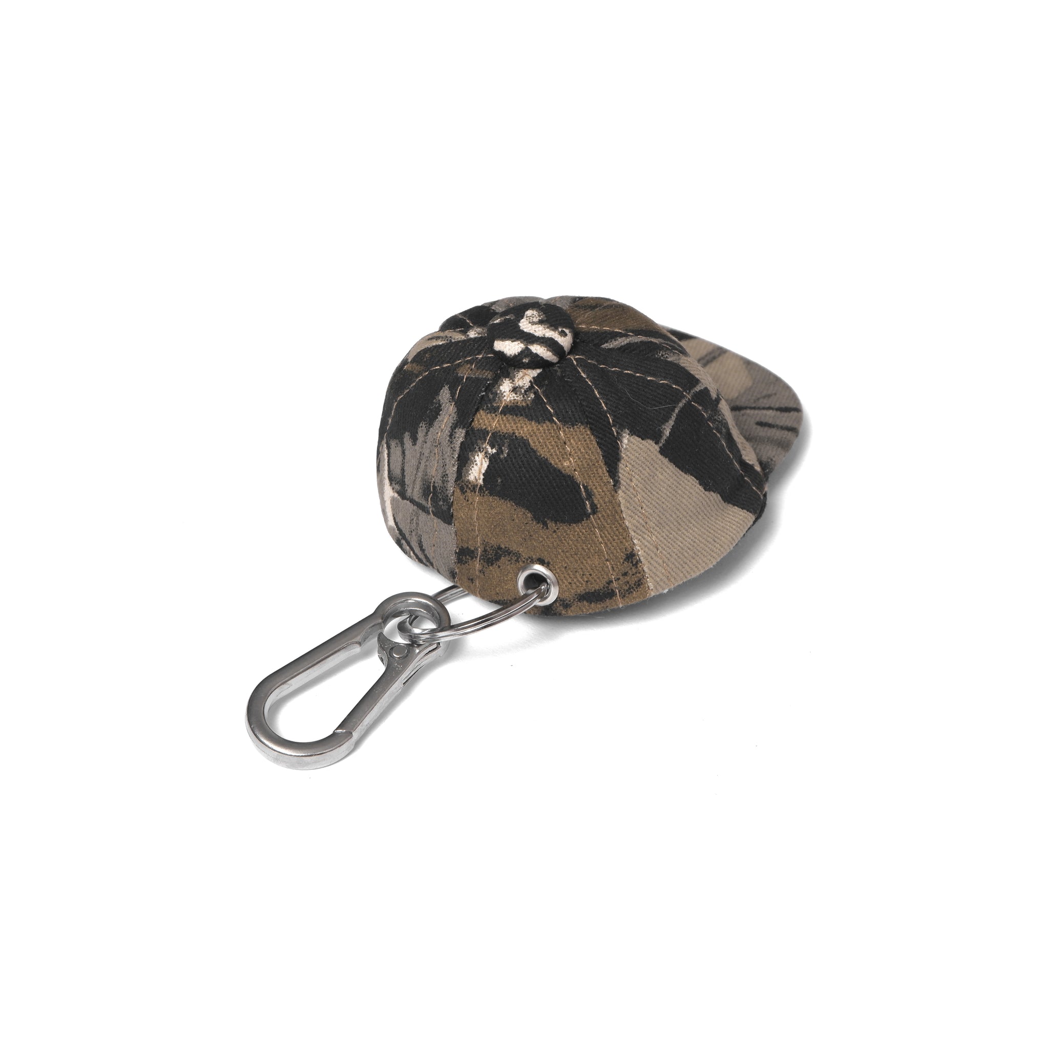 CAMO HAT KEYCHAIN