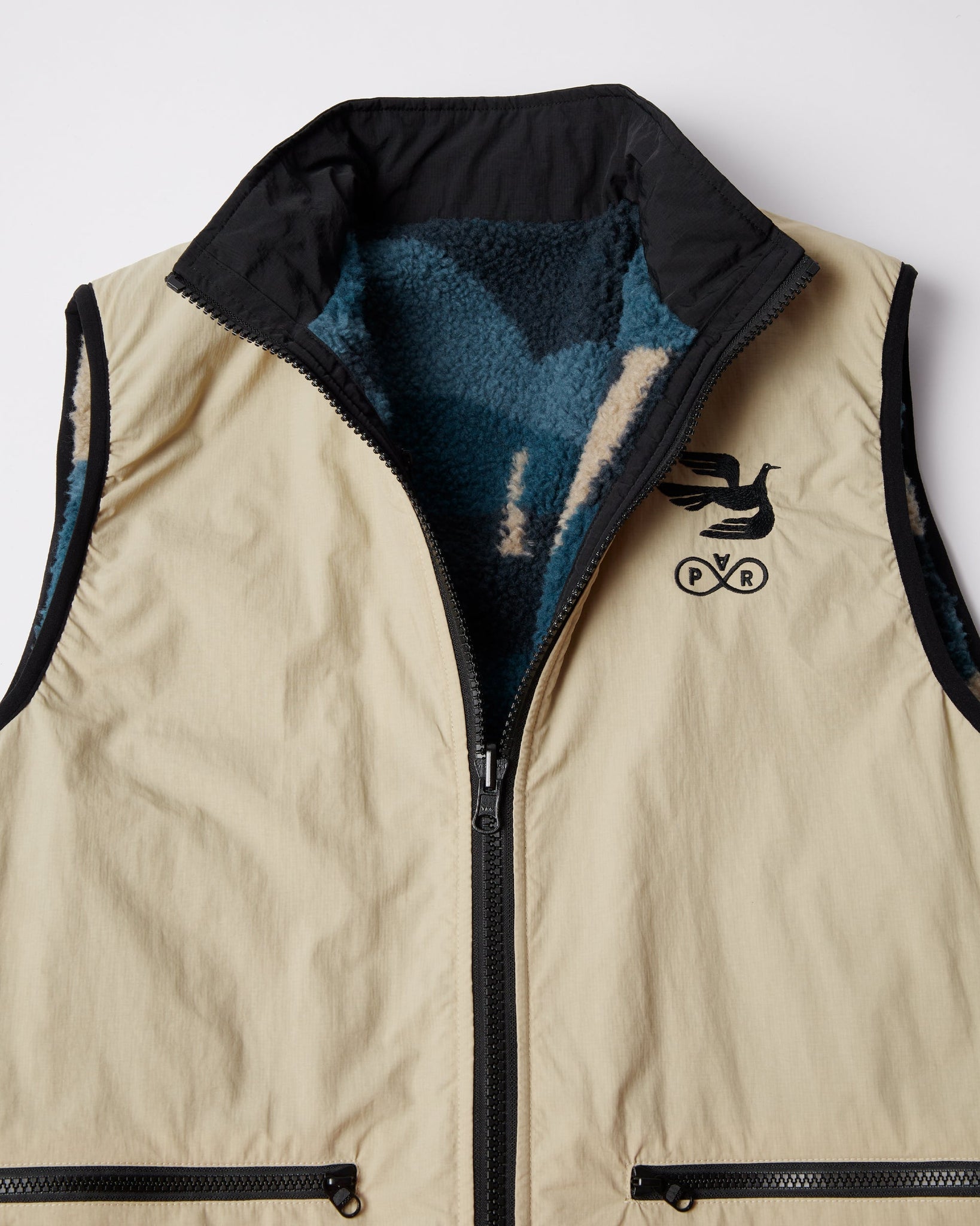 Infinite bird reversible vest