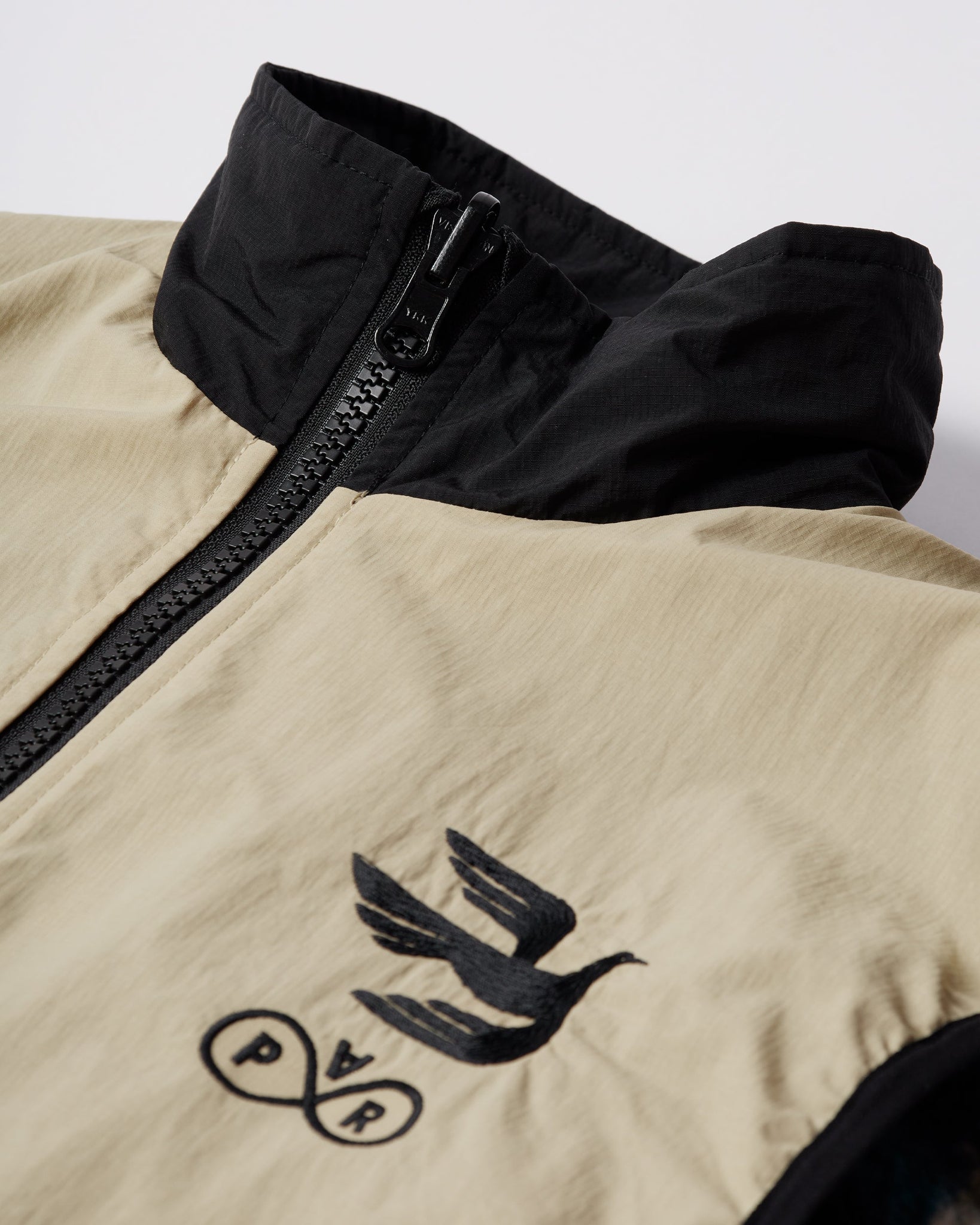 Infinite bird reversible vest