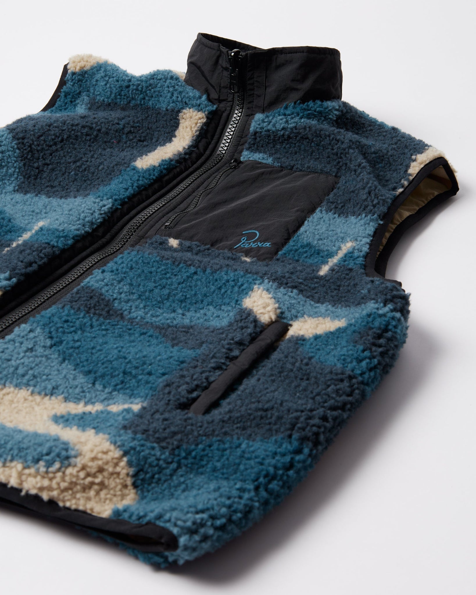 Infinite bird reversible vest