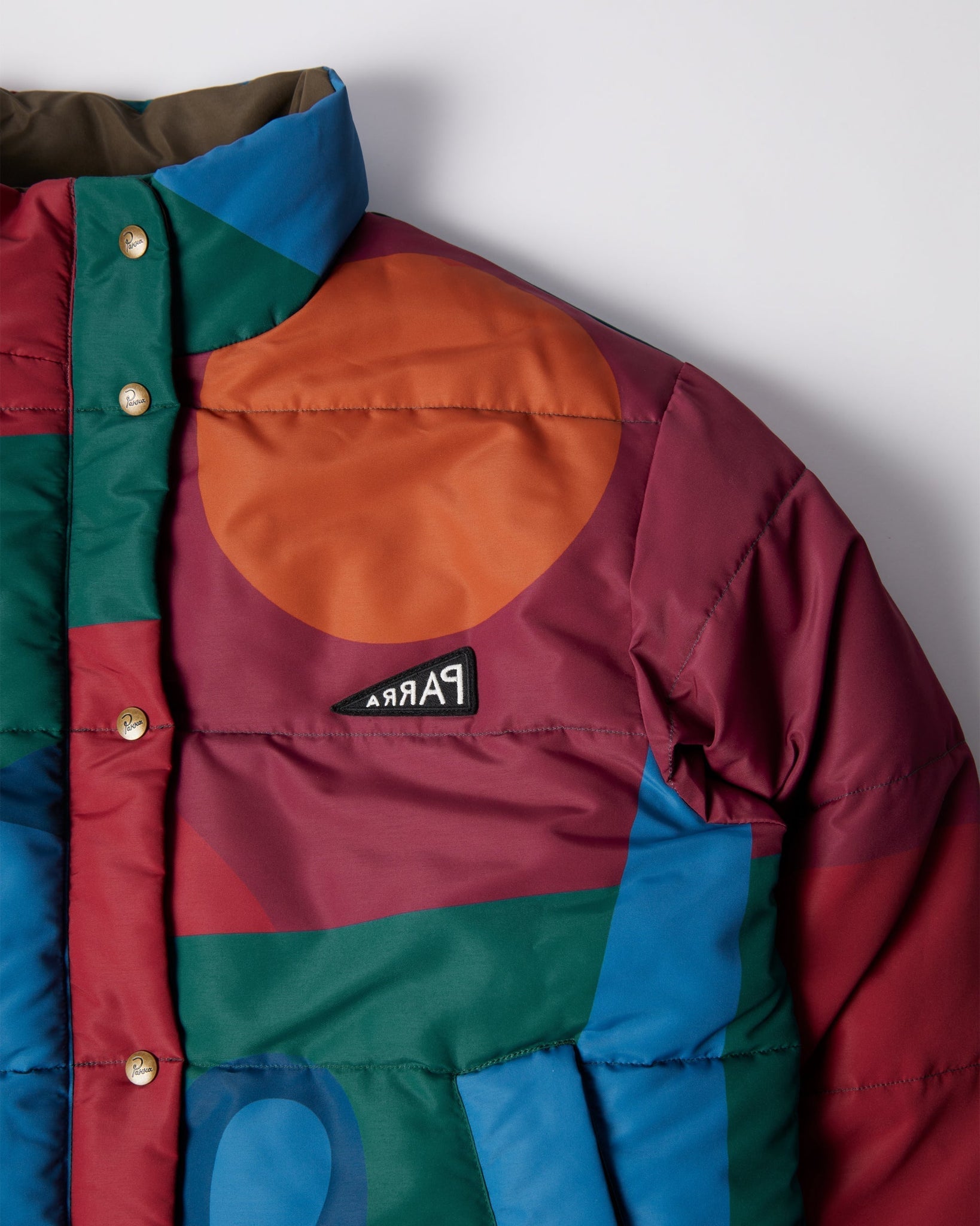 Protect the sun reversible puffer jacket